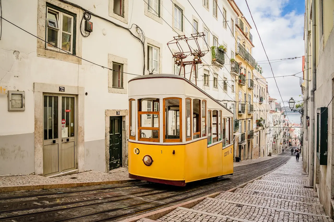 Tourism management in Portugal: Destination Marketing and resident participation in Lisbon - Travel Daily News Internati