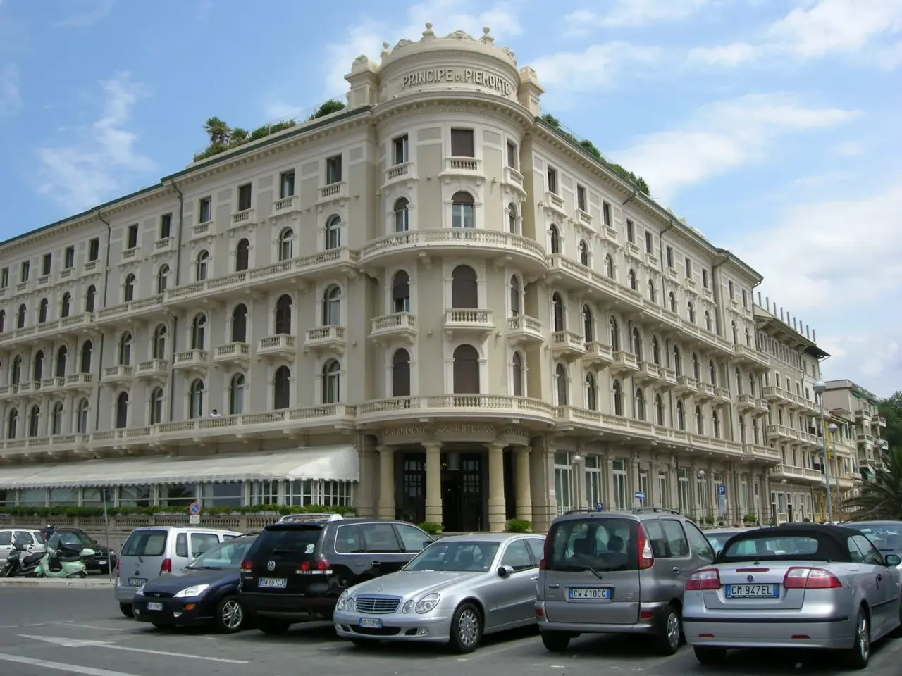 Hotels Keep Expanding. Can Profits Keep Up?
