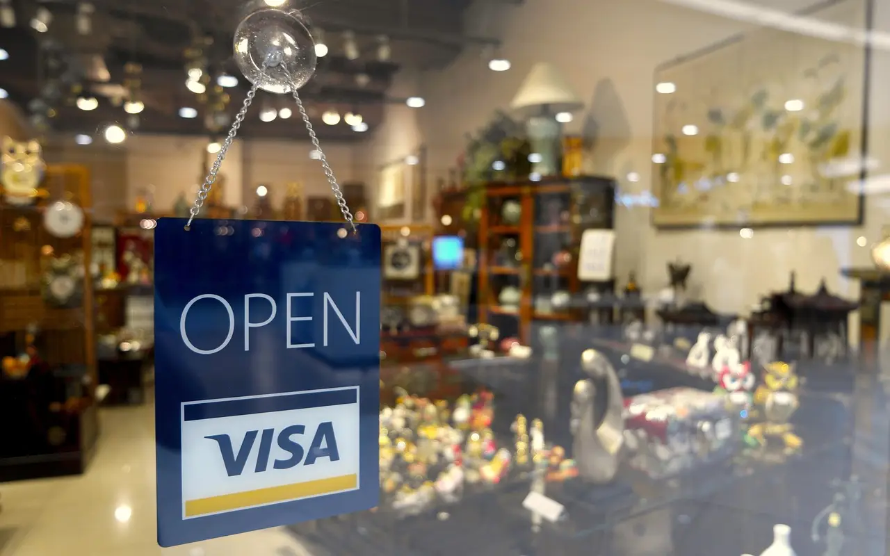 No Visa Card? How Travel by MoMo Is Changing Flight Booking for Ugandans - Nilepost